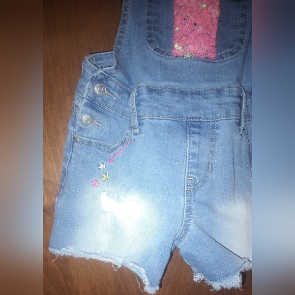 BlueJeanOveralls w/Pink Details🩷 - Picture 5 of 8